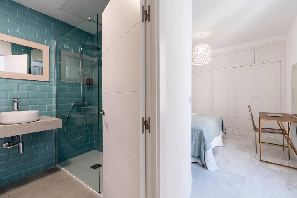Behouse Alfalfa Sevilla Bagian luar foto
